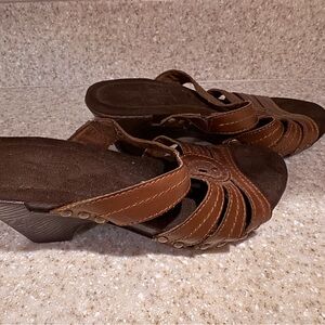 Women’s Cliffs by White Mountain Women's Sandals with Heel. Size 6 New